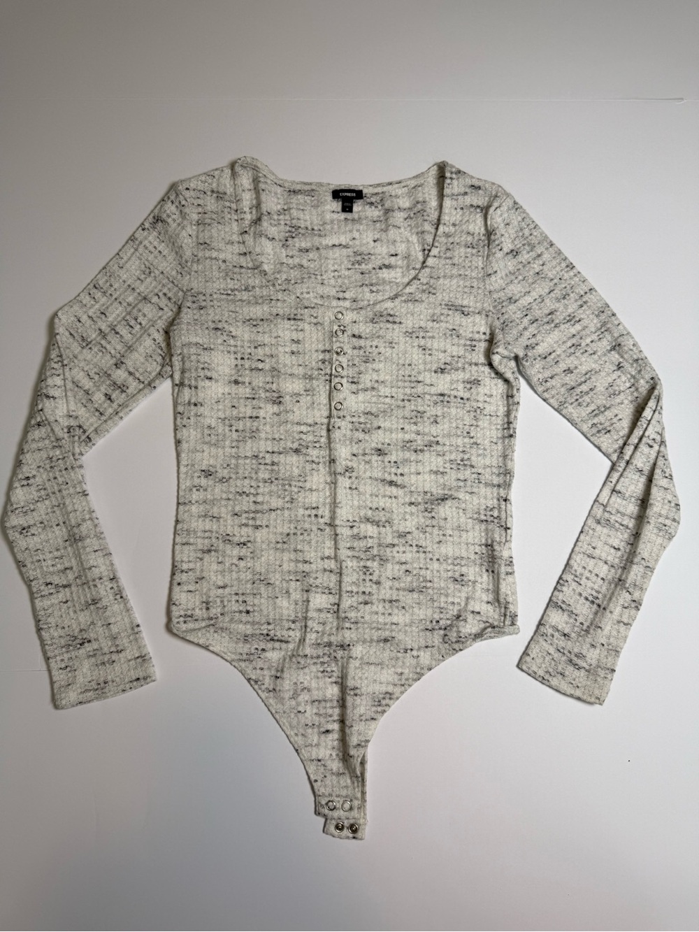 Express Women’s M Marled White/Black Long Sleeve Knit Stretch Button Bodysuit